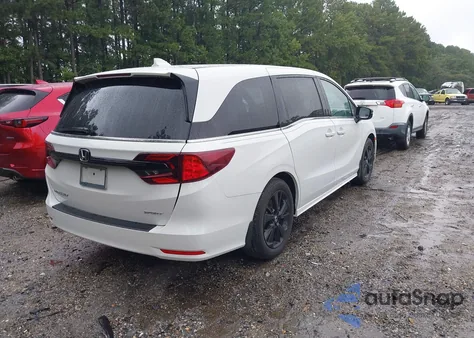 2023 Honda Odyssey Sport z USA, uszkodzony, nr VIN 5FNRL6H76PB022180